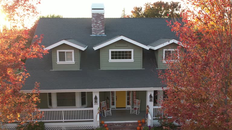 Best Roof Insulation Installation  in Claremont, CA